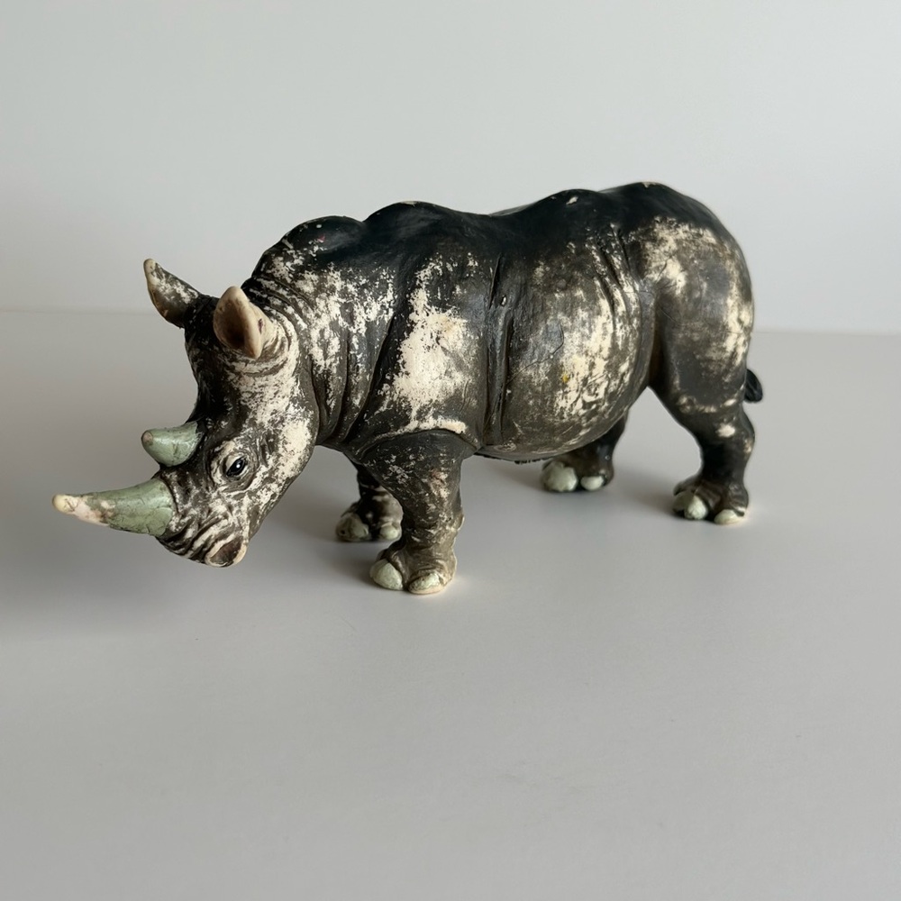 Vintage Safari White Rhino 1996 Toy Figure Wildlife Realistic Animal